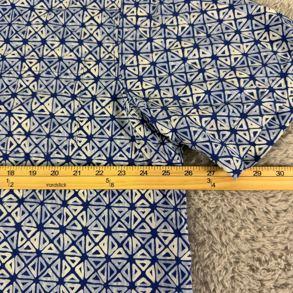 Tommy Bahama Mens XXL Blue White Geometric Silk Blend Coolmax Short Sleeve Shirt - Picture 8 of 9